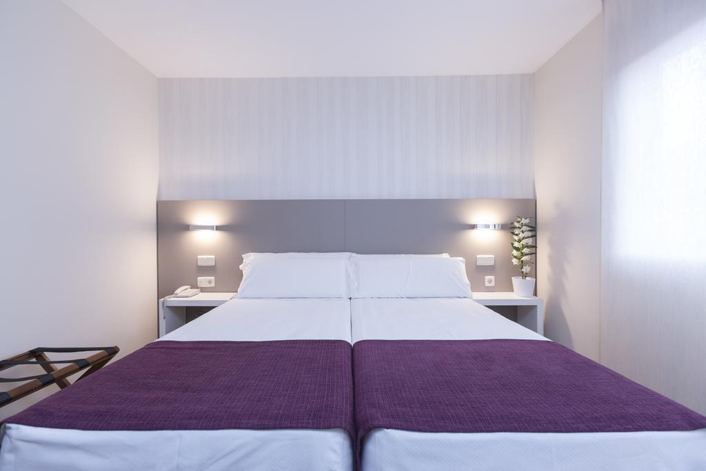 Di' Carlo Hotel Madrid Ngoại thất bức ảnh