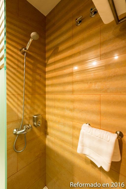 Di' Carlo Hotel Madrid Ngoại thất bức ảnh